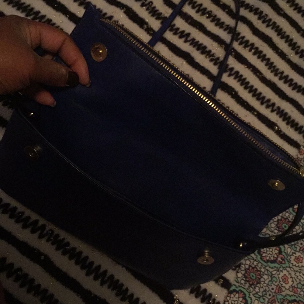 Cute little blue bag!
